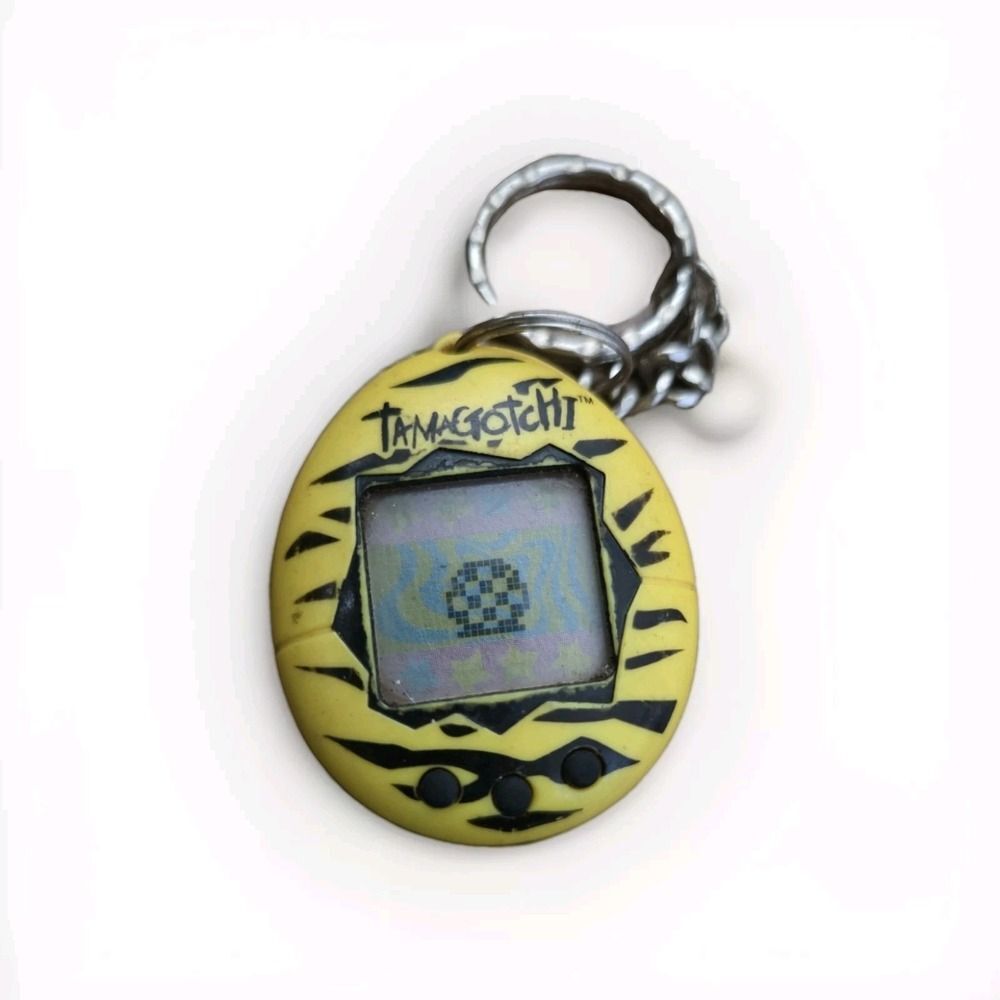Vintage TAMAGOTCHI YELLOW TIGER 1997‎ Powers On, 90s Pop Culture Cult Classic